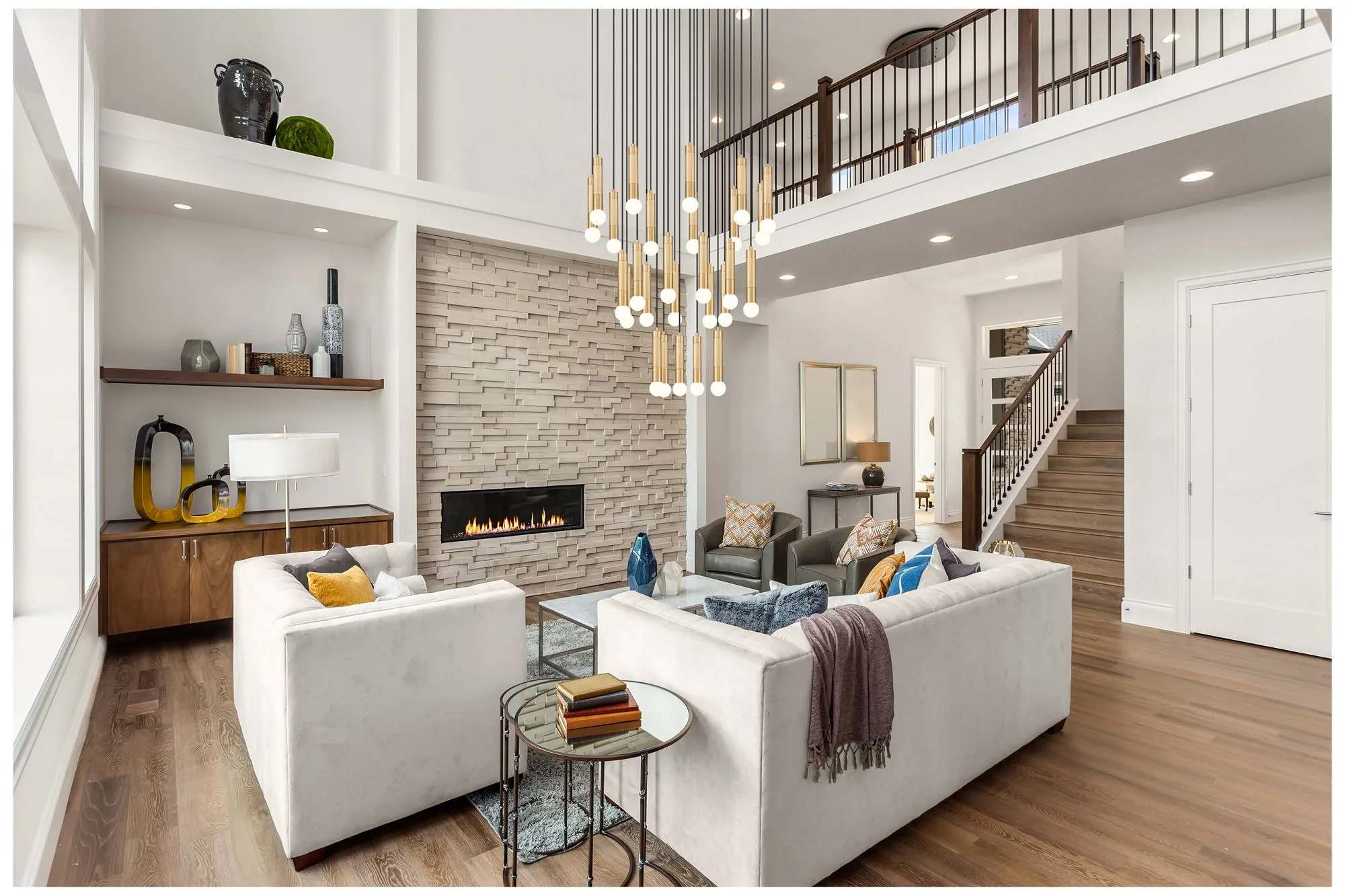 Stari by Z-Lite Modern Gold 27 Light Chandelier - Image 2