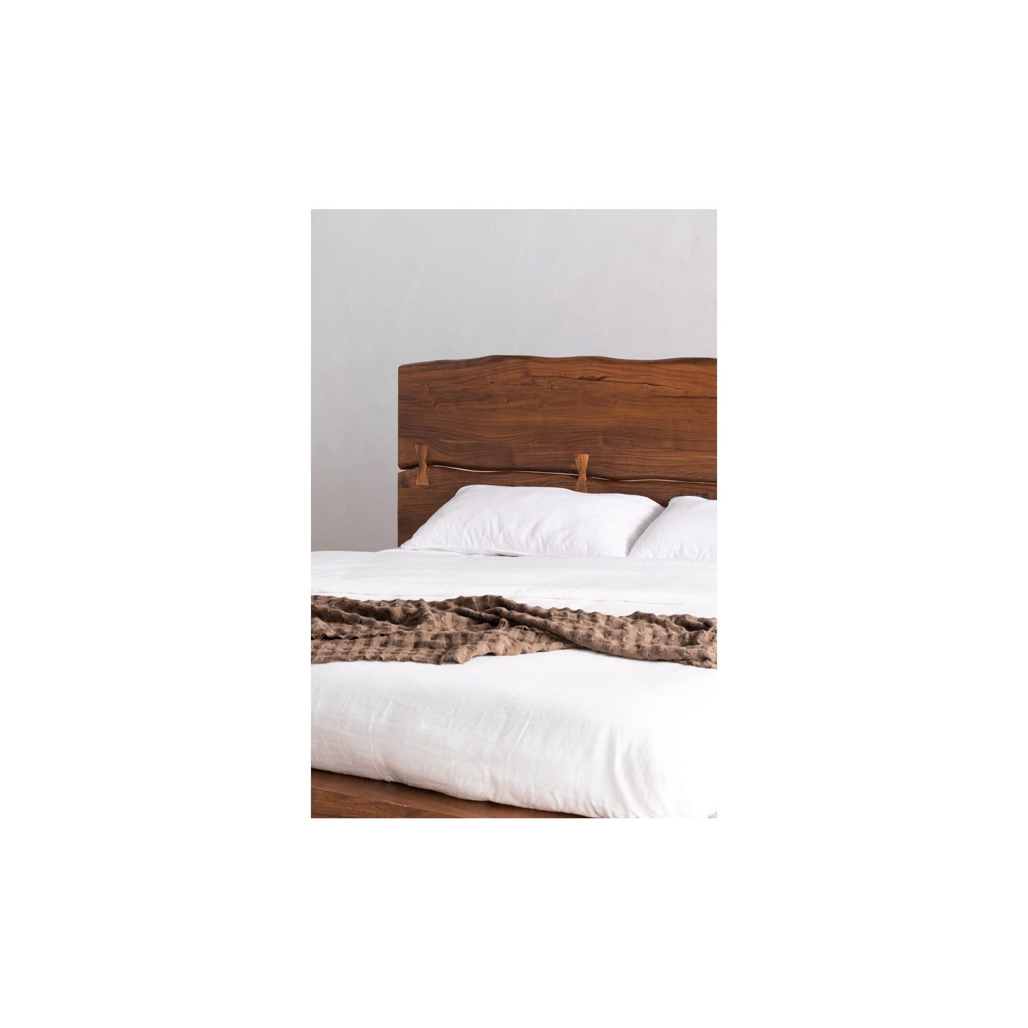 Moe's Home Collection Madagascar Brown Acacia Wood Platform Queen Size Bed - Image 3