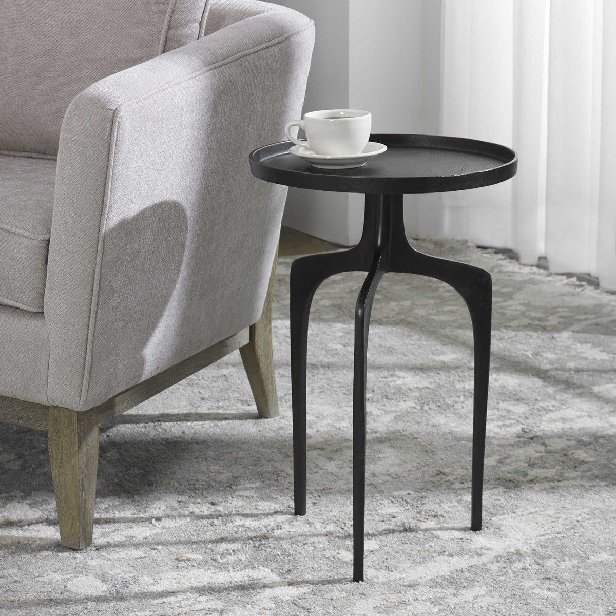 Casa Bella Living Rich Espresso Cast Aluminum Modern Round Accent Table - Image 1
