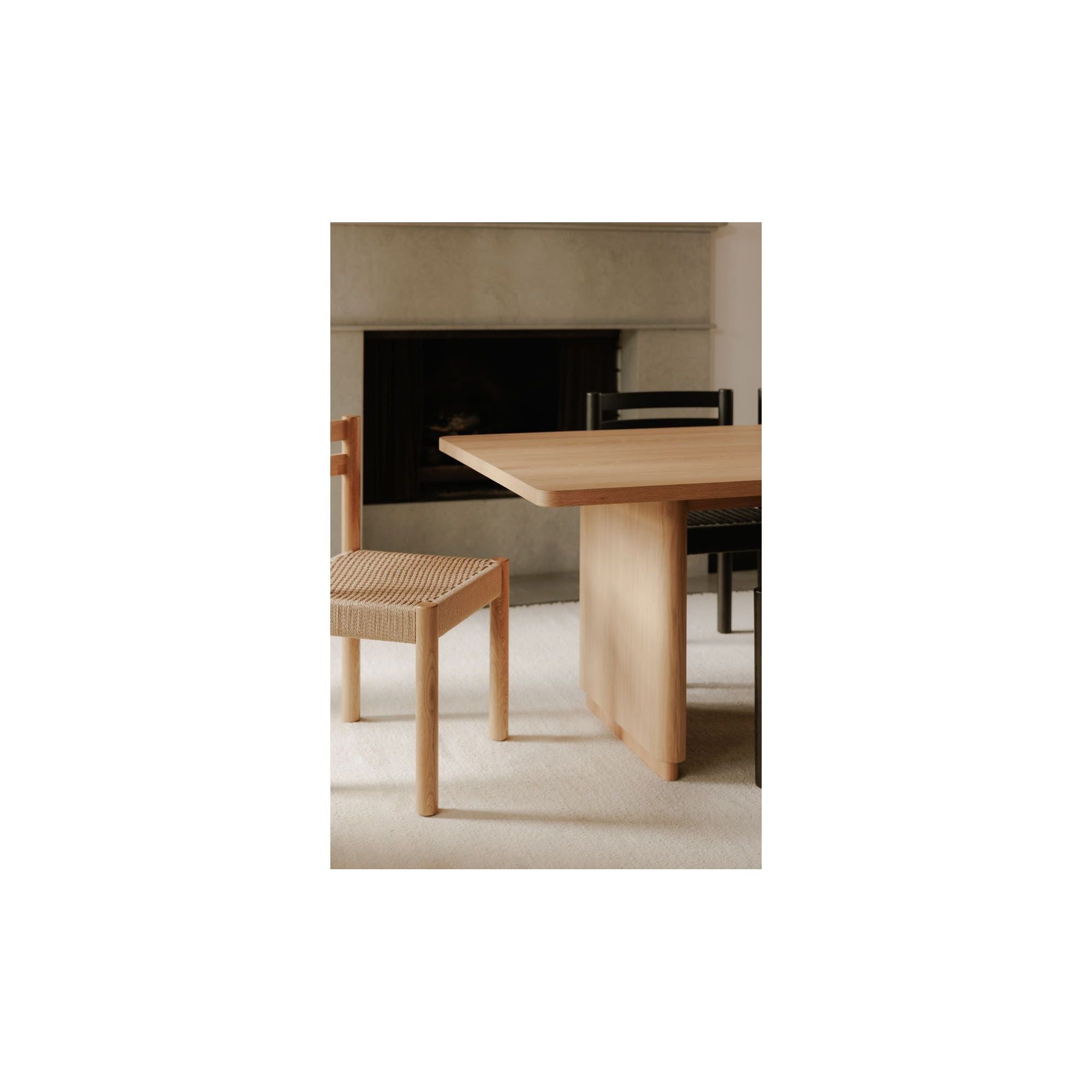 Moe's Home Round Off Small Dining Table Natural Oak - Image 3